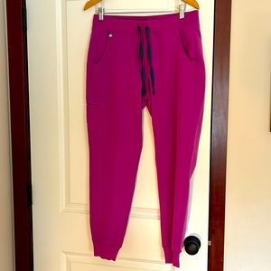 Women’s medium Zamora joggers